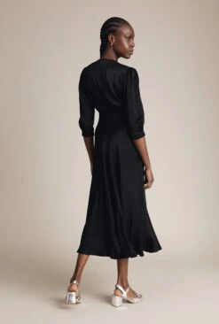 Madison Satin Midi Dress Black 9 Madison Satin Midi Dress Black -Top Sell Dress Sales Store D05G001 A01 25308 650px 964px