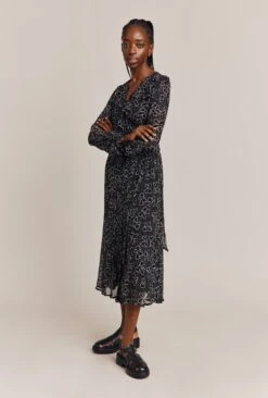 Su Georgette Maxi Dress Black Velvet Bows 8 Su Georgette Maxi Dress Black Velvet Bows -Top Sell Dress Sales Store D06G001A Z27 26979 650px 964px