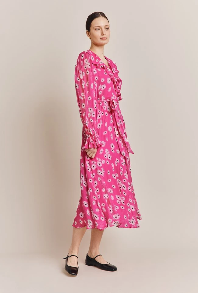 Su Georgette Midi Dress Pink Daisy 3 Su Georgette Midi Dress Pink Daisy - Image 3