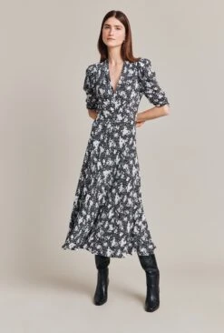 Madi Crepe Midi Dress Black Floral 12 Madi Crepe Midi Dress Black Floral -Top Sell Dress Sales Store D07G024 Z73 28724 650px 964px