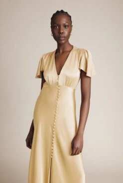 Delphine Satin Maxi Dress Buttermilk 8 Delphine Satin Maxi Dress Buttermilk -Top Sell Dress Sales Store DF46CA M09 26489 650px 964px