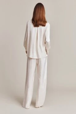Ellie Satin Shirt Ivory -Top Sell Dress Sales Store Q06G007A M12 28486 650px 964px