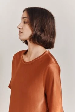 Ivy Satin Top Auburn 8 Ivy Satin Top Auburn -Top Sell Dress Sales Store Q06G008A F24 28603 650px 964px