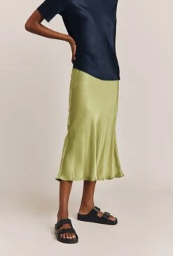 Ivy Satin Top Navy 11 Ivy Satin Top Navy -Top Sell Dress Sales Store Q06G008A K10 26634 650px 964px