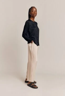 Efie Satin Long Sleeve Blouse Black -Top Sell Dress Sales Store Q06G010 A01 26892 650px 964px