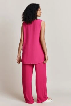 Camila Crepe Top Bright Pink 7 Camila Crepe Top Bright Pink -Top Sell Dress Sales Store Q06G013 H17 28097 650px 964px