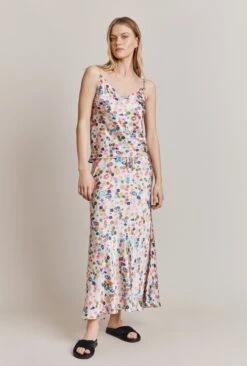 Grace Satin Cami Top Pink Umbrella Petals 9 Grace Satin Cami Top Pink Umbrella Petals -Top Sell Dress Sales Store Q06G019 Z58 28197 650px 964px