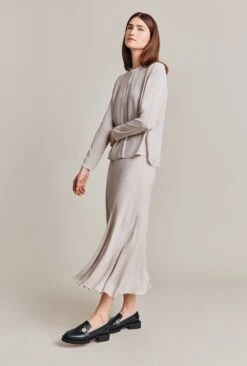 Alena Crepe Blouse Beige Pearly -Top Sell Dress Sales Store Q07G001 N01 28521 650px 964px