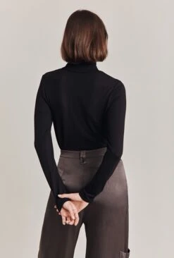 Fern Roll Neck Top Black -Top Sell Dress Sales Store Q07G010 A01 28891 650px 964px