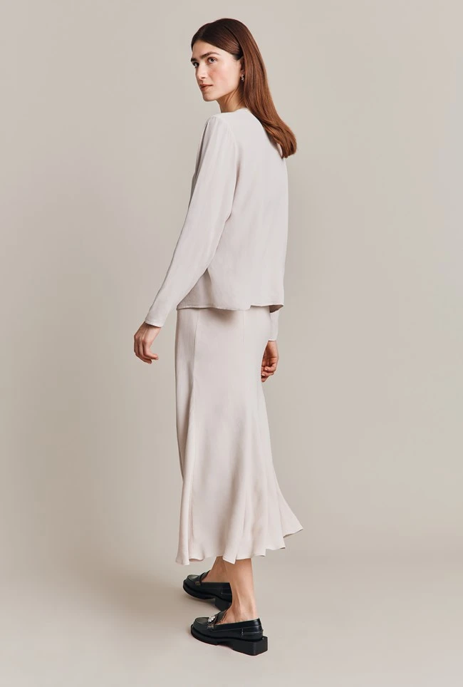 Phoebe Crepe Skirt Beige Pearly 5 Phoebe Crepe Skirt Beige Pearly - Image 5