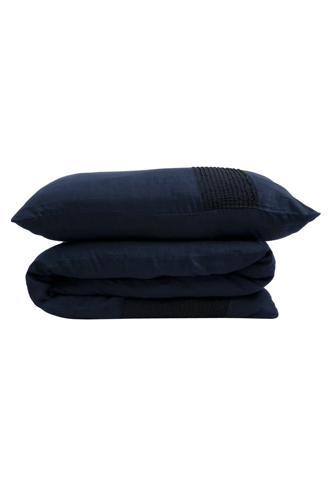 Hannah Duvet Set Navy 2 Hannah Duvet Set Navy - Image 2